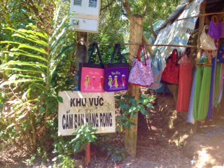 khu vuc cam ban hang rong